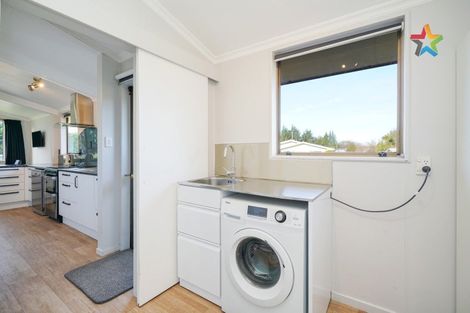 Photo of property in 15 Queen Street, Otautau, 9610