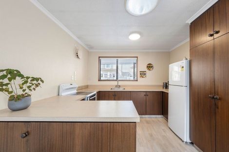 Photo of property in 2/35 Picton Avenue, Riccarton, Christchurch, 8011