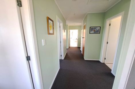 Photo of property in 9 Pomare Place, Spotswood, New Plymouth, 4310