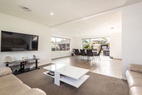 Photo of property in 7 Voss Street, Shirley, Christchurch, 8013