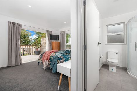 Photo of property in 25 Tiroroa Avenue, Te Atatu South, Auckland, 0610