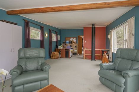 Photo of property in 142 Brunton Crescent, Thames, 3500