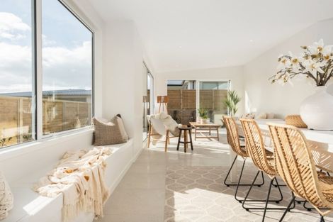 Photo of property in 86 Whakaturou Crescent, Pyes Pa, Tauranga, 3112