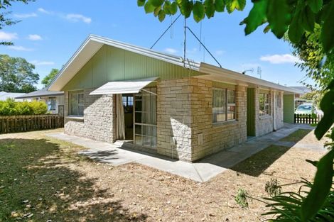 Photo of property in 51 Wordsworth Street, Leamington, Cambridge, 3432