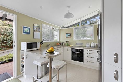 Photo of property in 19a Lidcombe Place, Avondale, Auckland, 1026