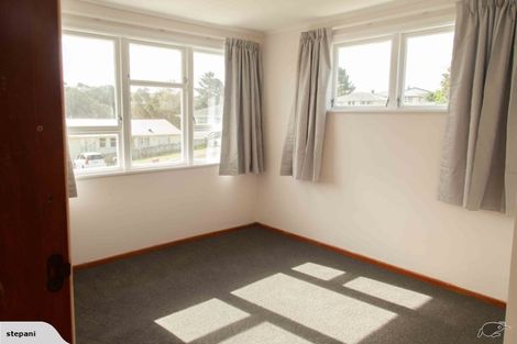 Photo of property in 44-46 Waihemo Street, Waitangirua, Porirua, 5024