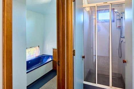 Photo of property in 13 The Parade, Paekakariki, 5034