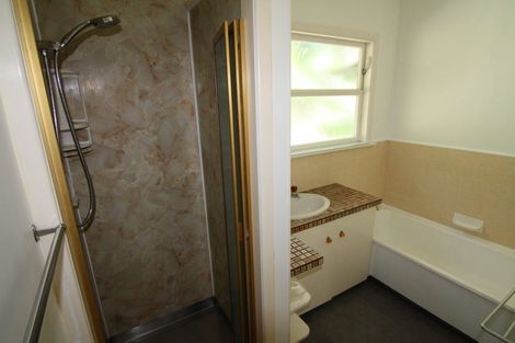 Photo of property in 10 Kamla Way, Khandallah, Wellington, 6035