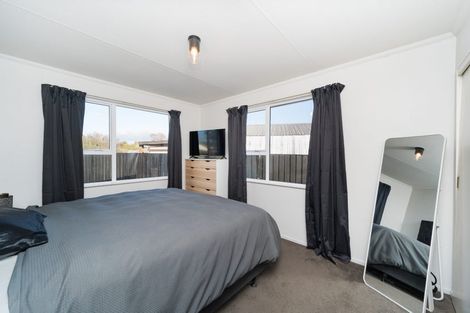 Photo of property in 22 Rhodes Drive, Kelvin Grove, Palmerston North, 4414