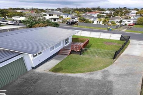 Photo of property in 1/3 Flaxdale Street, Birkdale, Auckland, 0626