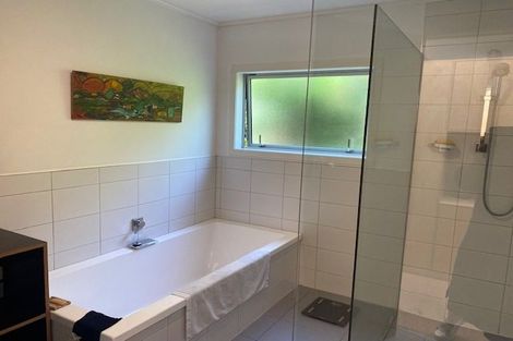 Photo of property in 18 Wellwood Terrace, Te Awanga, 4102