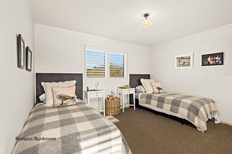 Photo of property in 26 Sandpiper Avenue, Point Wells, 0986