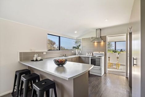 Photo of property in 2/49 Merani Street, Belmont, Auckland, 0622