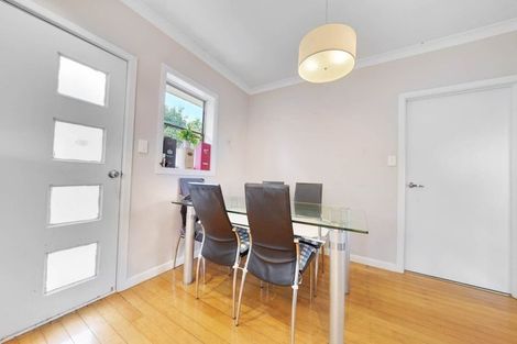 Photo of property in 582 Massey Road, Mangere, Auckland, 2022