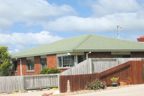 Photo of property in 64 Parewaitai Court, Papamoa Beach, Papamoa, 3118