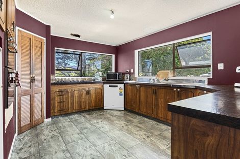 Photo of property in 70 Domett Street, Waitara, 4320