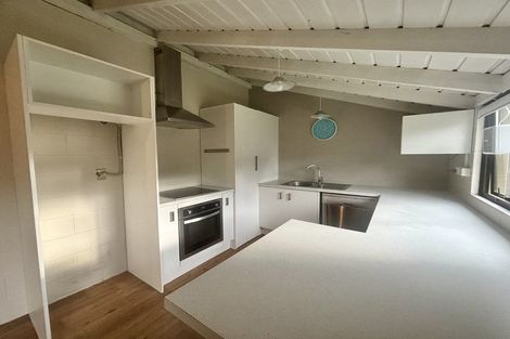 Photo of property in 5a Tapestry Grove, Silverstream, Upper Hutt, 5019