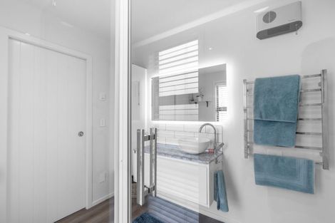 Photo of property in 10 Barker Place, Waikiwi, Invercargill, 9810