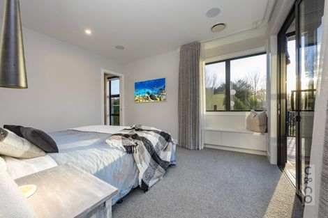 Photo of property in 21 Vogwill Road, Kumeu, 0810