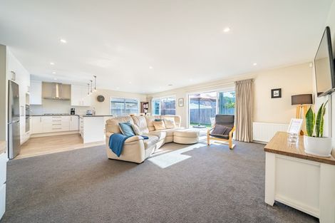 Photo of property in 6 Poulson Grove, Trentham, Upper Hutt, 5018