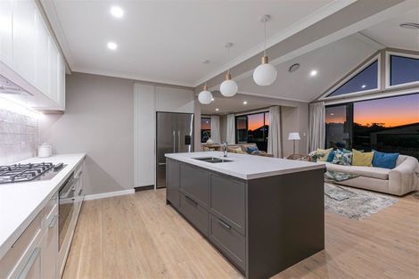 Photo of property in 1 Lordland Road, Wainui, 0932