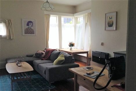 Photo of property in 40 Pirie Street, Mount Victoria, Wellington, 6011