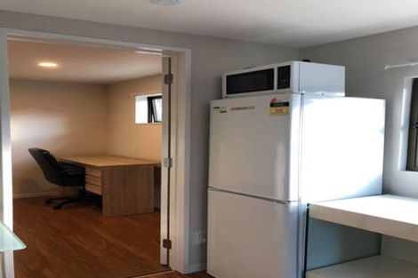 Photo of property in 7 Clovelly Road, Bucklands Beach, Auckland, 2012