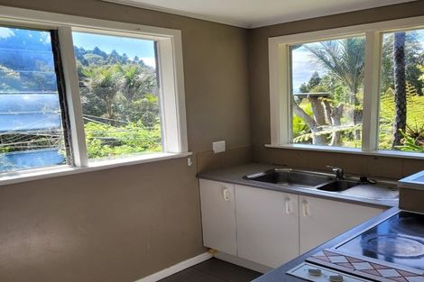 Photo of property in 240 Godley Road, Titirangi, Auckland, 0604