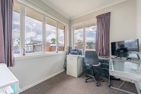 Photo of property in 6 Cambridge Street, Kensington, Timaru, 7910