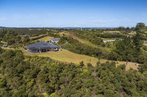 Photo of property in 155 West Road, Kaukapakapa, 0873