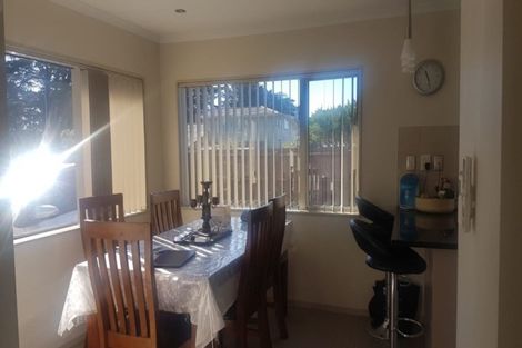 Photo of property in 36d Godley Road, Green Bay, Auckland, 0604
