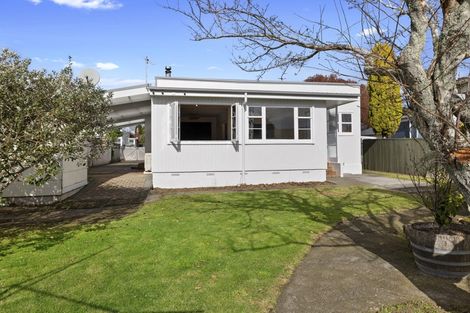 Photo of property in 11 Cornwall Street, Brooklands, New Plymouth, 4310