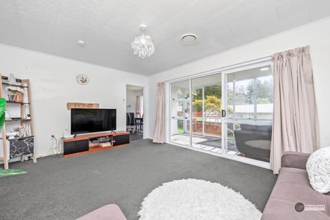 Photo of property in 470e Stokes Valley Road, Stokes Valley, Lower Hutt, 5019