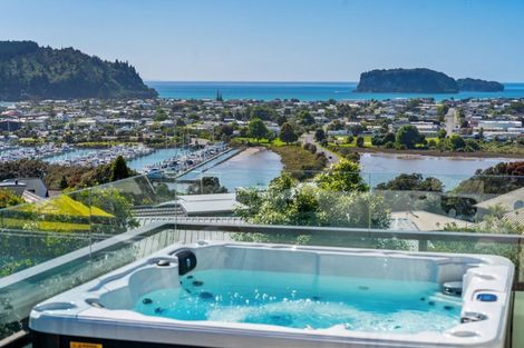 Photo of property in 150 Tirohanga Drive, Whangamata, 3620