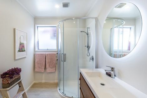 Photo of property in 4/1204 Heretaunga Street East, Parkvale, Hastings, 4122