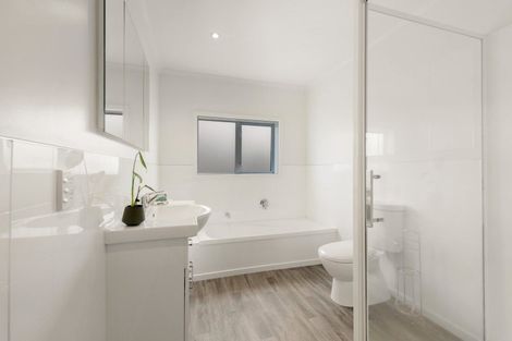 Photo of property in 1 Milton Street, Gore, 9710