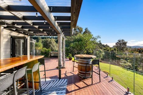 Photo of property in 27 Herbert Drive, Whangamata, 3620