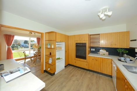 Photo of property in 52 Glenharrow Avenue, Avonhead, Christchurch, 8042