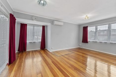 Photo of property in 21 York Place, Cannons Creek, Porirua, 5024