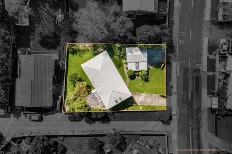 Photo of property in 1b Nandana Drive, Glen Eden, Auckland, 0602