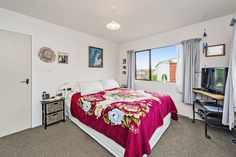 Photo of property in 22 Seadown Crescent, Amberley, 7410