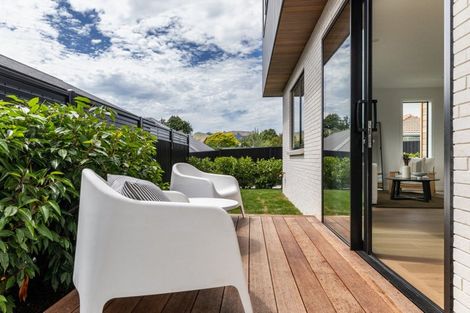 Photo of property in 28b Lucknow Road, Havelock North, 4130