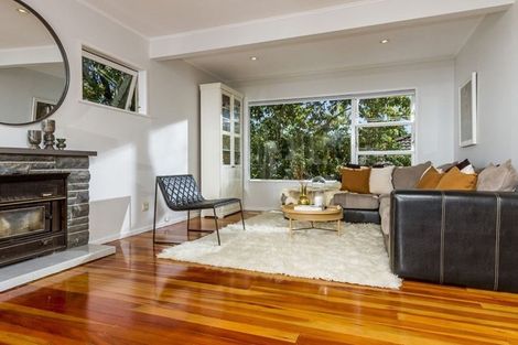 Photo of property in 20 Lynden Avenue, Hillcrest, Auckland, 0627