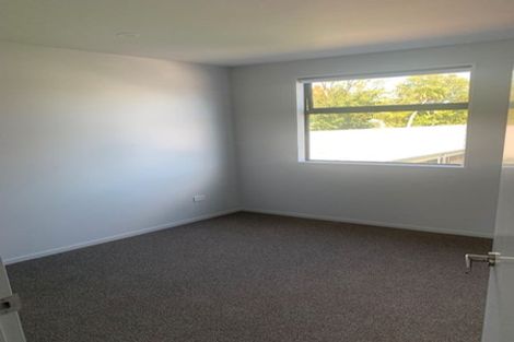 Photo of property in 2/12 New Brighton Road, Shirley, Christchurch, 8061