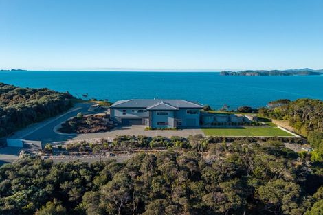 Photo of property in 136 Pukematu Lane, Russell, 0202