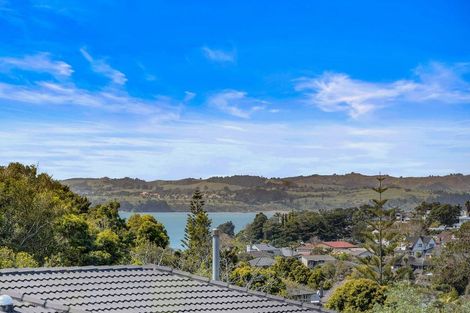 Photo of property in 26 Judkins Crescent, Cockle Bay, Auckland, 2014