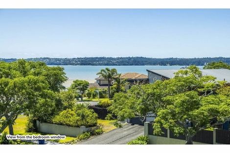 Photo of property in 3 Compass Place, Te Atatu Peninsula, Auckland, 0610