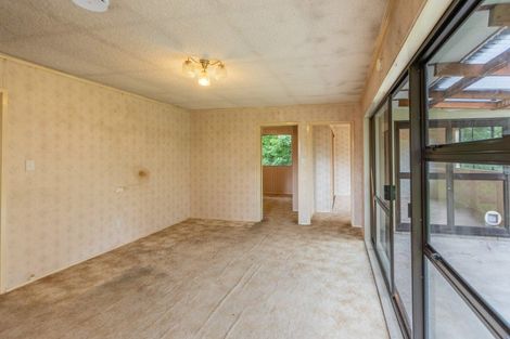 Photo of property in 16 Russell Street, Otane, 4202