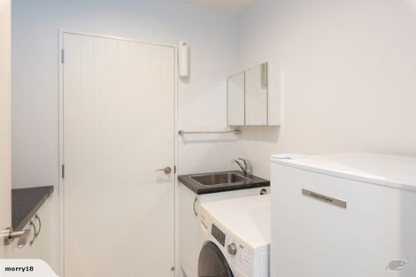 Photo of property in 5 Whitby Close, Waikawa, Picton, 7220