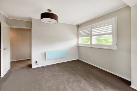 Photo of property in 15 Montana Avenue, Murrays Bay, Auckland, 0630